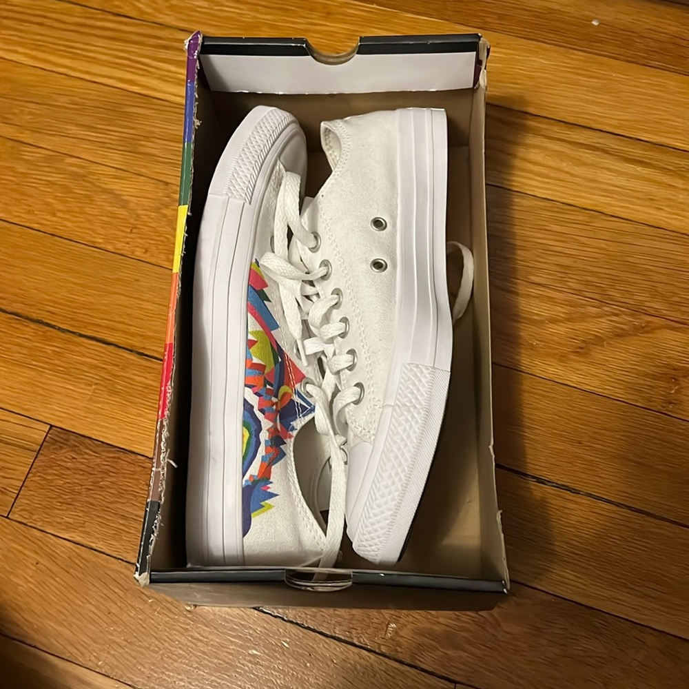 Converse Pride sneakers, Men’s 6 Women’s 8 - Picture 2 of 8